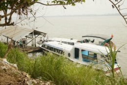 p1090354_edit0-picsay